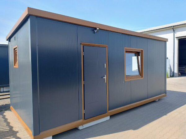 Contenitore per ufficio di 21 m2 con WC + angolo cottura